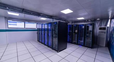 帶你走進(jìn)玄武中專信息技術(shù)系 計(jì)算機(jī)網(wǎng)絡(luò)技術(shù)的開(kāi)發(fā)與創(chuàng)新